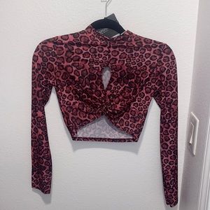 PRETTYLITTLETHING- crop cheestah pink top/ never worn